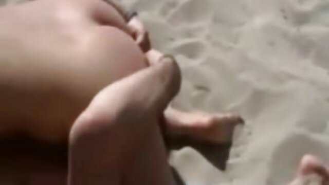 איכות גבוהה :  זוג לבנים ושחורים מצלמות סקס לייב משחקים משחקי סווינגר עם שותפים למין סקסי-<url> 